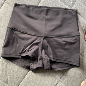 Lulu shorts